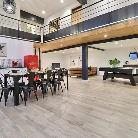 Loft & Pop Billard Apartment
